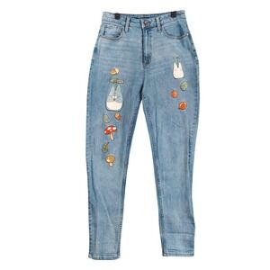 Her Universe My Neighbor Totoro High Rise Jeans Juniors 5‎ Light Wash 28x29